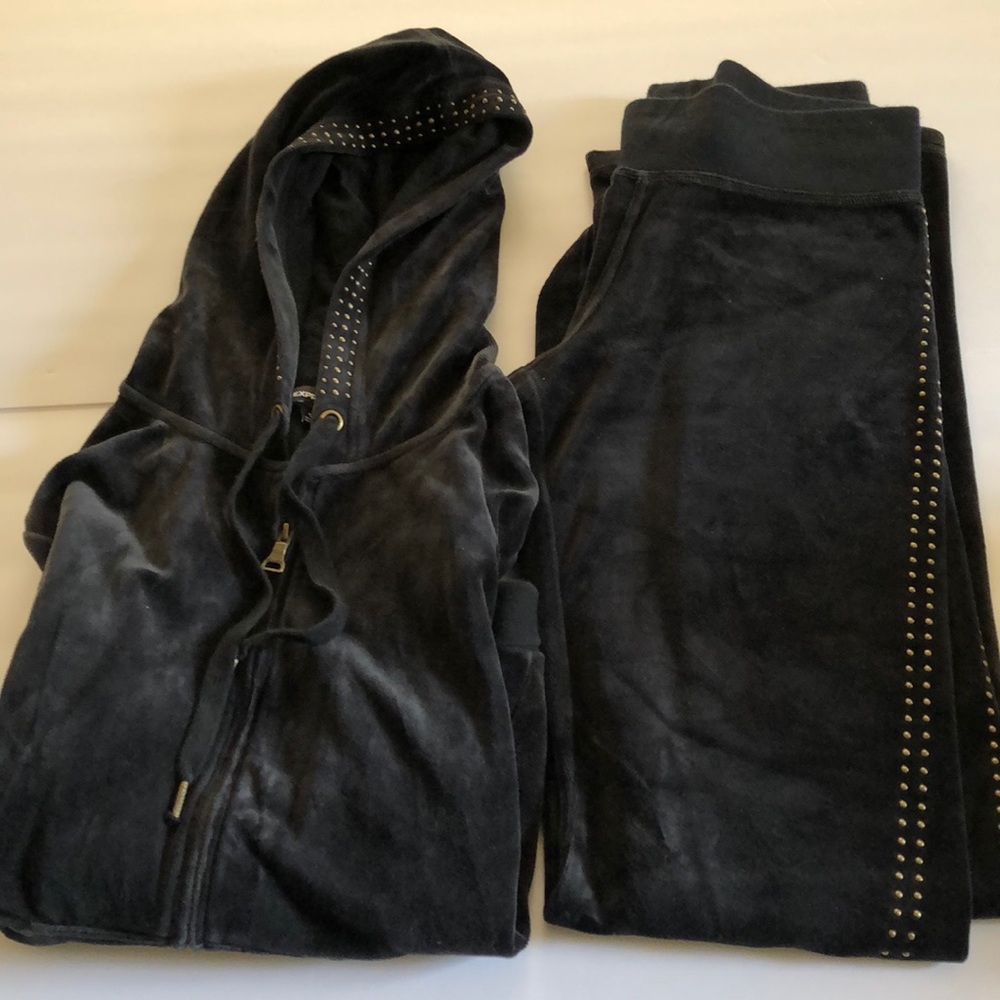 Express pant and hoodie